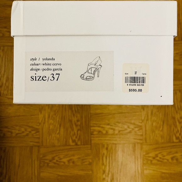 Leather heels. Style: Yolanda. Colour: white cervo. Design: pedro Garcia. - Picture 5 of 5